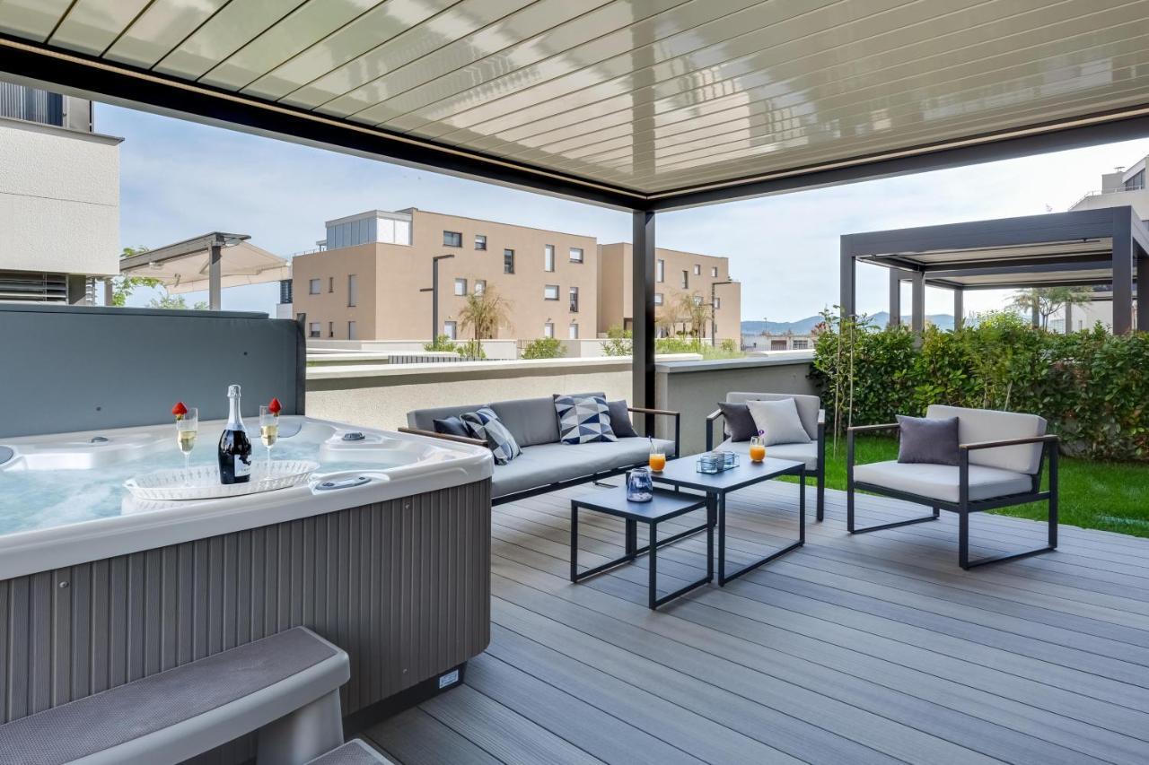 Shell Luxury Residences With Pool And Whirlpool Zadar Exterior foto